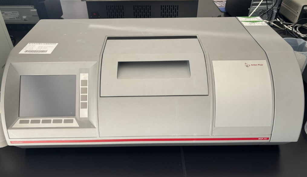 高精度数字旋光仪